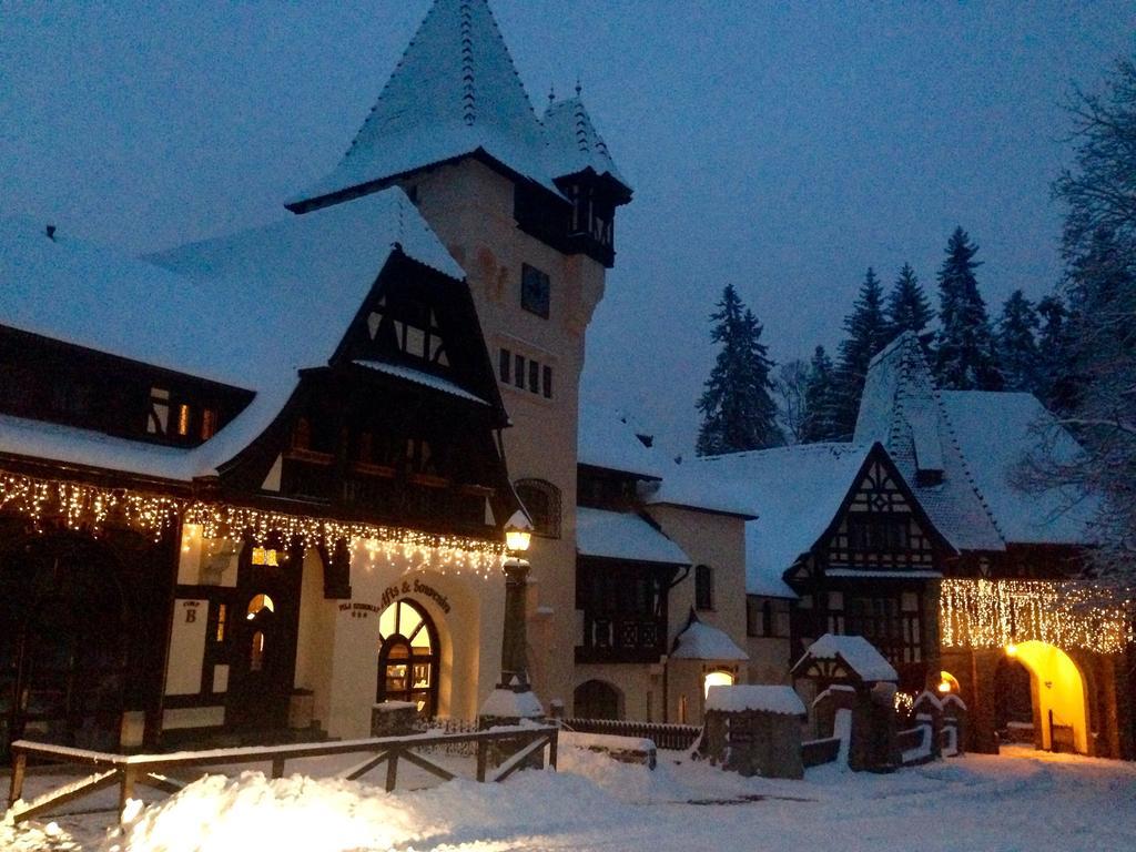 Complex La Tunuri - Vila Economat Hotel Sinaia Exterior photo