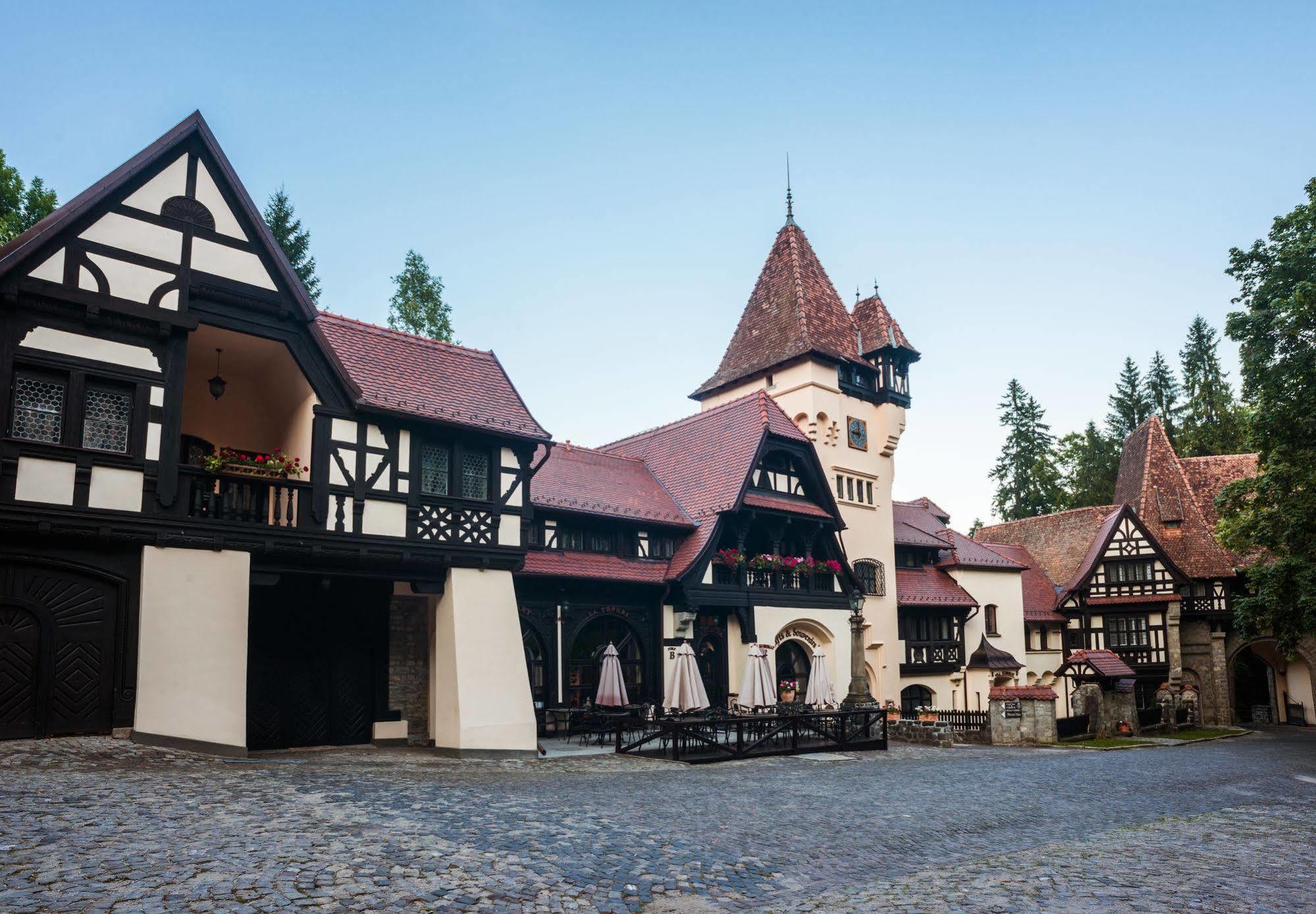 Complex La Tunuri - Vila Economat Hotel Sinaia Exterior photo