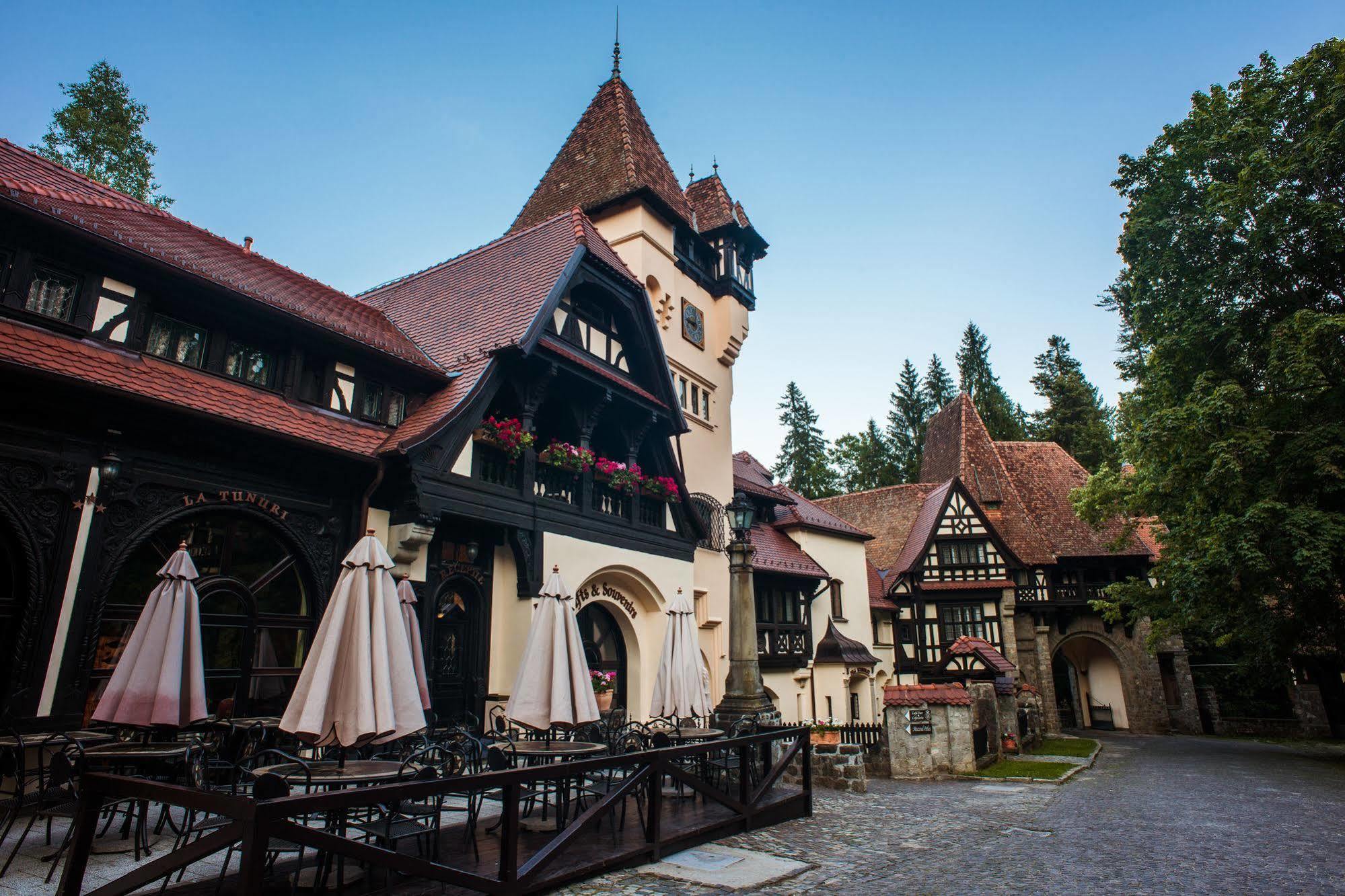 Complex La Tunuri - Vila Economat Hotel Sinaia Exterior photo